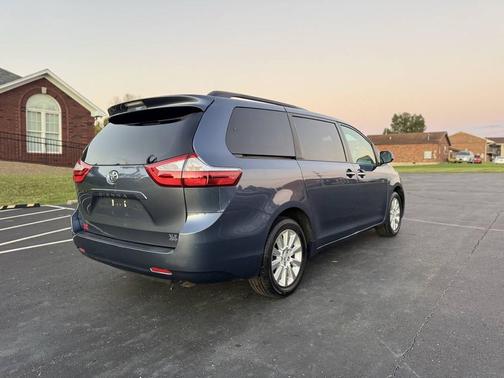 2015 Toyota Sienna Limited Premium
