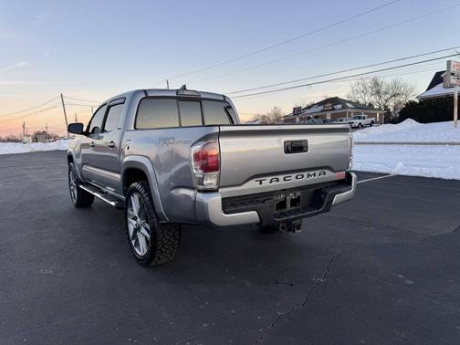 2016 Toyota Tacoma SR5