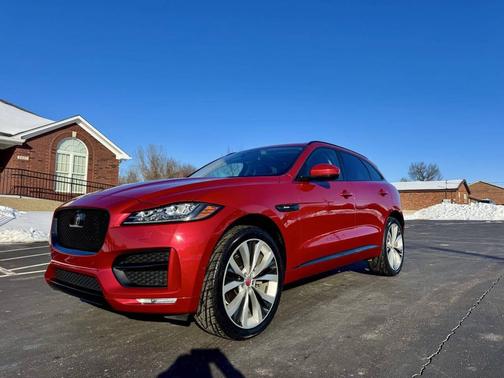 2017 Jaguar F-PACE 35t R-Sport