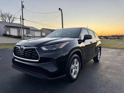 2023 Toyota Highlander L 4dr SUV