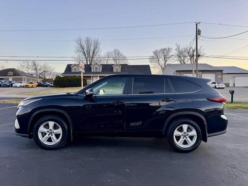 2023 Toyota Highlander L 4dr SUV