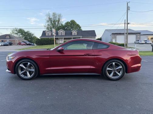 2017 Ford Mustang EcoBoost