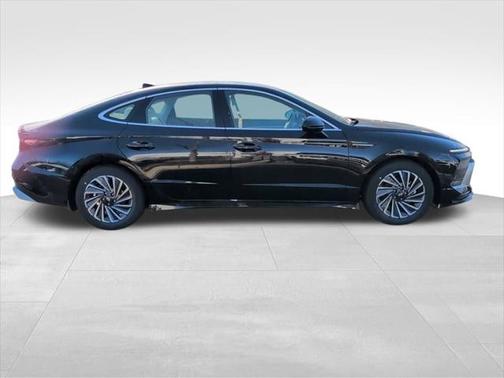 2024 Hyundai SONATA Hybrid SE