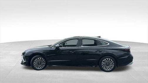 2024 Hyundai SONATA Hybrid SE