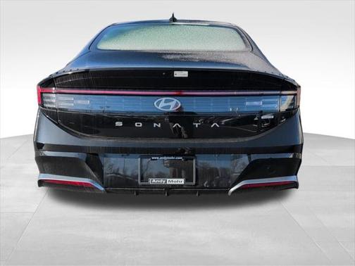 2024 Hyundai SONATA Hybrid SE