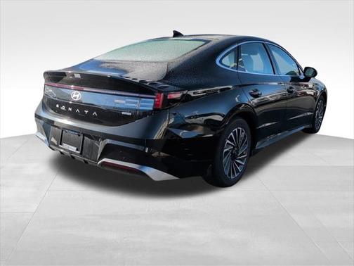 2024 Hyundai SONATA Hybrid SE