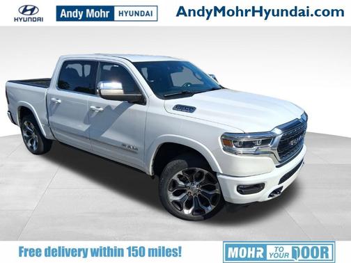 Bright White Clearcoat 2023 RAM 1500 Limited