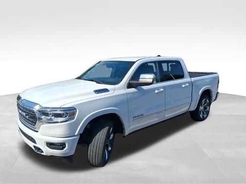 Bright White Clearcoat 2023 RAM 1500 Limited