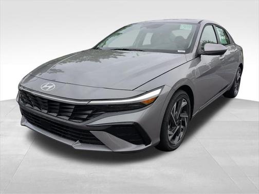 2025 Hyundai ELANTRA SEL