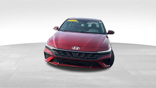 2025 Hyundai ELANTRA SEL