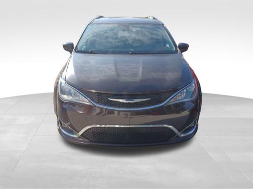 2018 Chrysler Pacifica Touring-L Plus