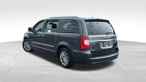 Granite Crystal Metallic Clearcoat 2016 Chrysler Town & Country Touring-L