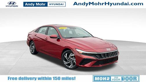 2025 Hyundai ELANTRA SEL