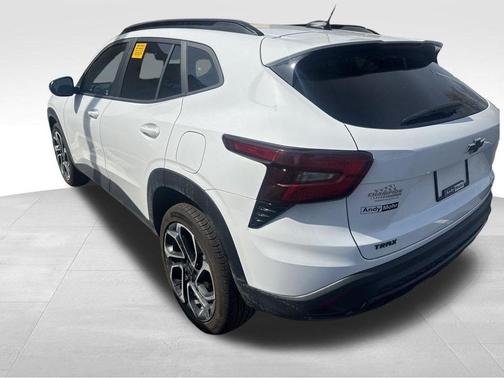 2025 Chevrolet Trax FWD 2RS