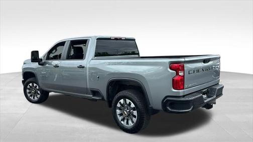 2024 Chevrolet Silverado 2500 Custom