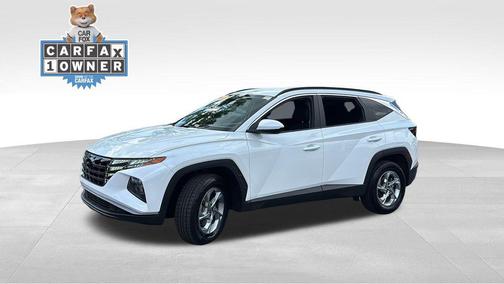 White Pearl 2024 Hyundai TUCSON SEL