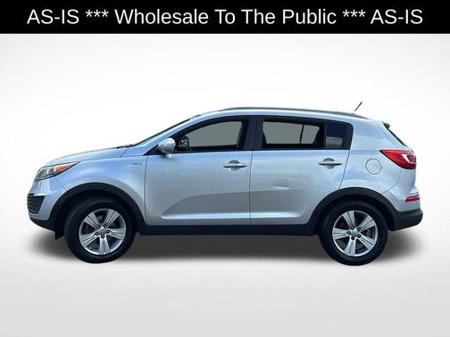 Bright Silver 2013 Kia Sportage LX