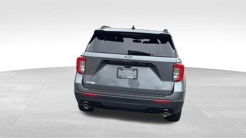 Carbonized Gray Metallic 2023 Ford Explorer ST-Line