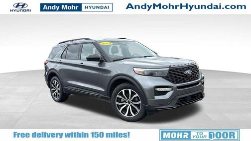 Carbonized Gray Metallic 2023 Ford Explorer ST-Line
