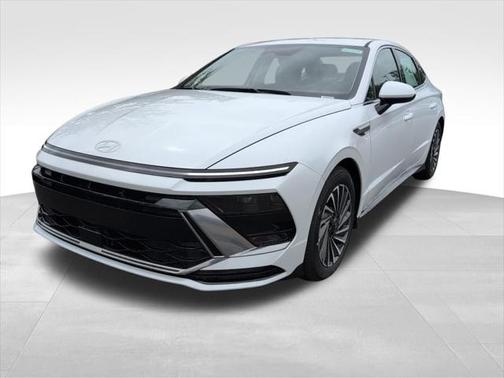2025 Hyundai SONATA Hybrid SE