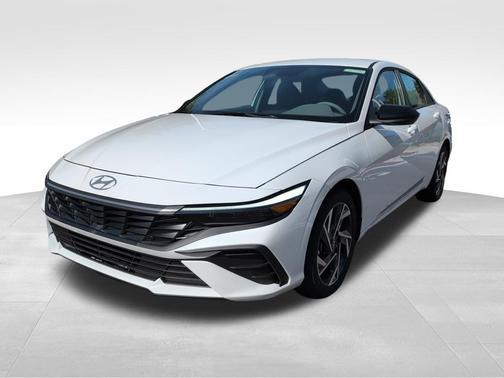 2025 Hyundai ELANTRA Sport