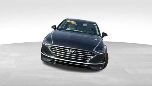 2023 Hyundai SONATA Hybrid SE