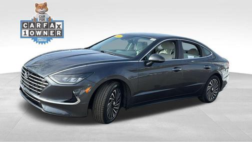 2023 Hyundai SONATA Hybrid SE