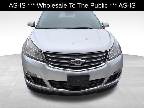 Silver Ice Metallic 2013 Chevrolet Traverse 1LT