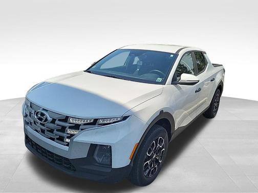Atlas White 2024 Hyundai SANTA CRUZ SEL