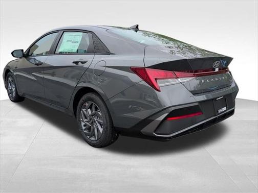 2025 Hyundai ELANTRA HEV Blue