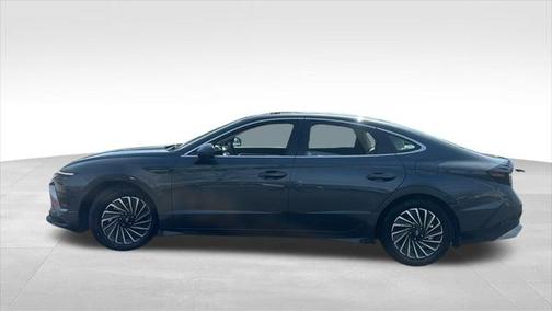 2024 Hyundai SONATA Hybrid Limited