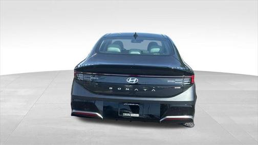 2024 Hyundai SONATA Hybrid Limited