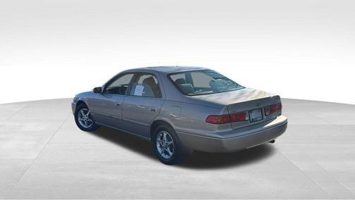 2001 Toyota Camry LE