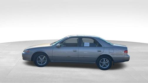 2001 Toyota Camry LE