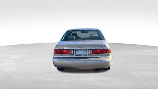 2001 Toyota Camry LE