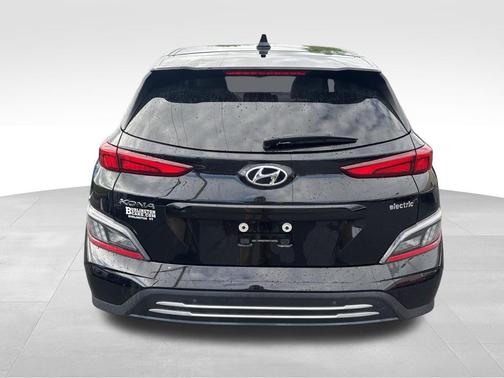 Abyss Black Pearl 2023 Hyundai KONA EV Limited
