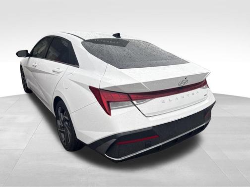 2025 Hyundai ELANTRA HEV Limited