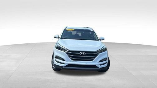 Dazzling White 2016 Hyundai TUCSON Eco