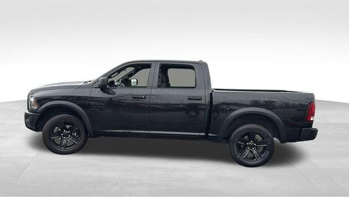 2024 RAM 1500 Classic Warlock Crew Cab 4x4 5'7' Box