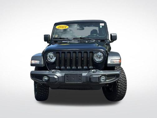 Black Clearcoat 2021 Jeep Wrangler Sport S