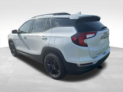 2022 GMC Terrain AWD AT4