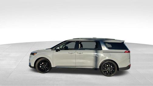 2024 Kia Carnival SX