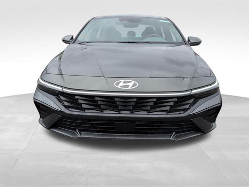 Amazon Gray 2025 Hyundai ELANTRA SEL
