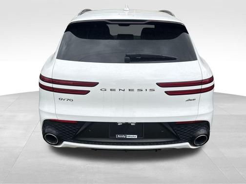 Alta White 2023 Genesis GV70 2.5T AWD