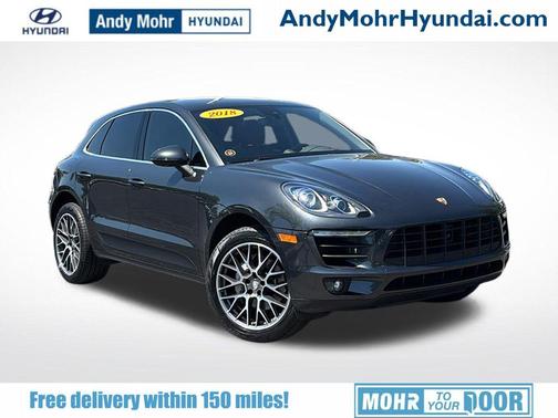 Agate Grey Metallic 2018 Porsche Macan Macan