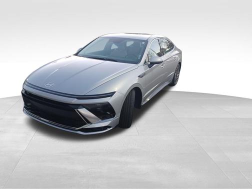 2024 Hyundai SONATA Hybrid SE