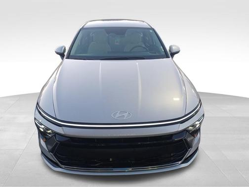 2024 Hyundai SONATA Hybrid SE