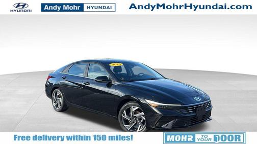 2025 Hyundai ELANTRA Limited