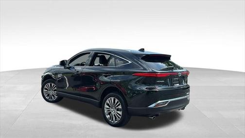 2022 Toyota Venza XLE