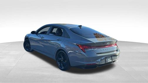 2023 Hyundai ELANTRA HEV Blue